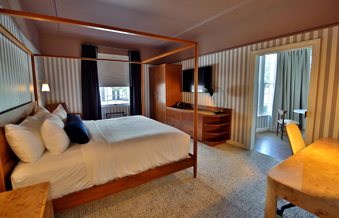Westfield_Inn_5